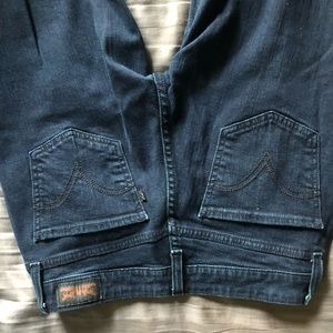 Dark blue/ black jeans